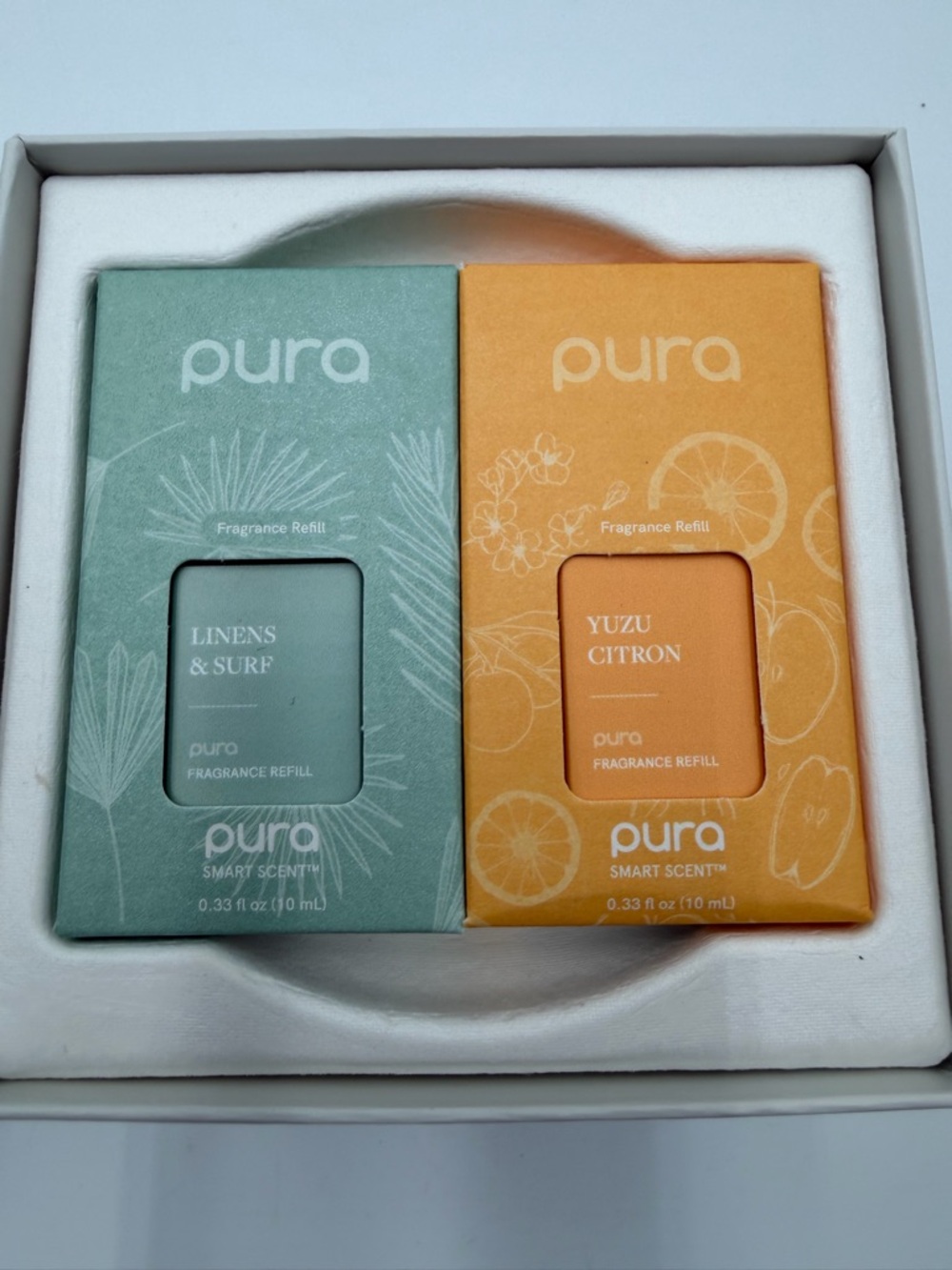 Pura Smart Fragrance Diffuser set including Linens & Surf and Yuzu Citron - Picture 2 of 6